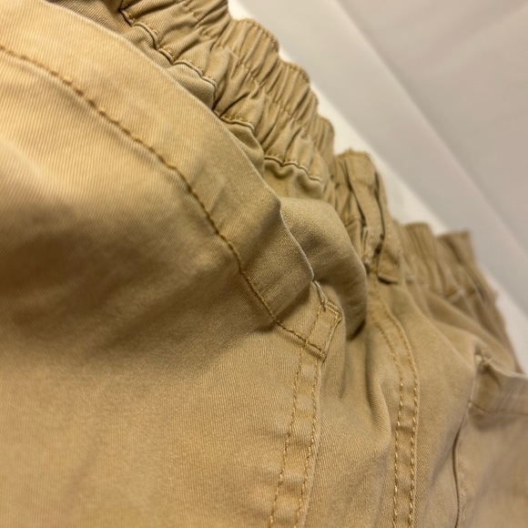 Forever 21, Khaki Wide Leg Pants, Stretchy - Picture 4 of 6
